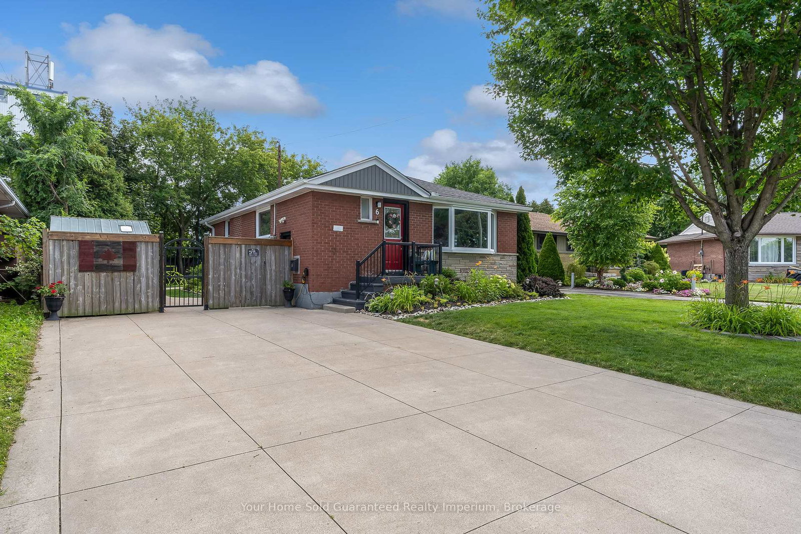 6-beacon-avenue-hamilton-ontario-x13779392