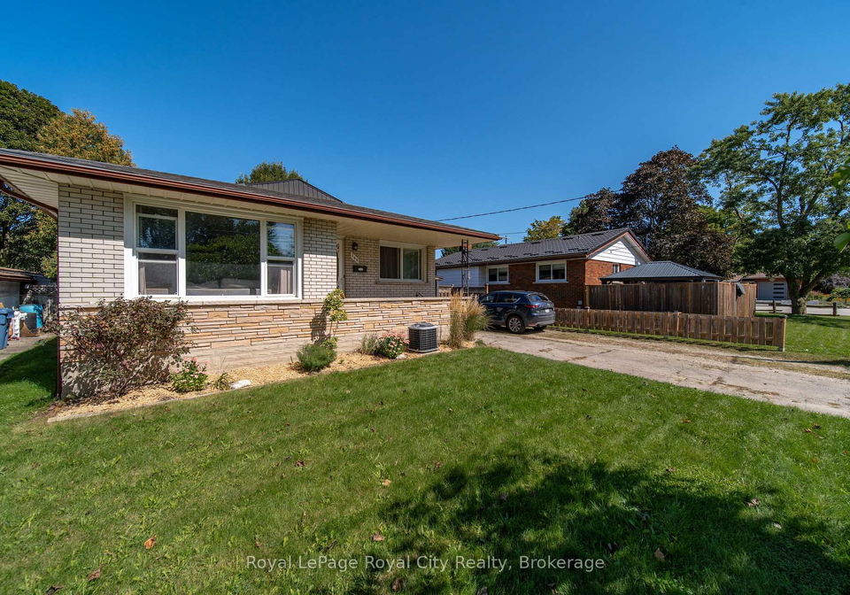 164-waverley-drive-guelph-ontario-x13779672