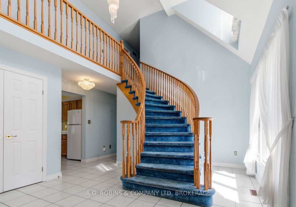 381-kerman-avenue-grimsby-ontario-x13779756
