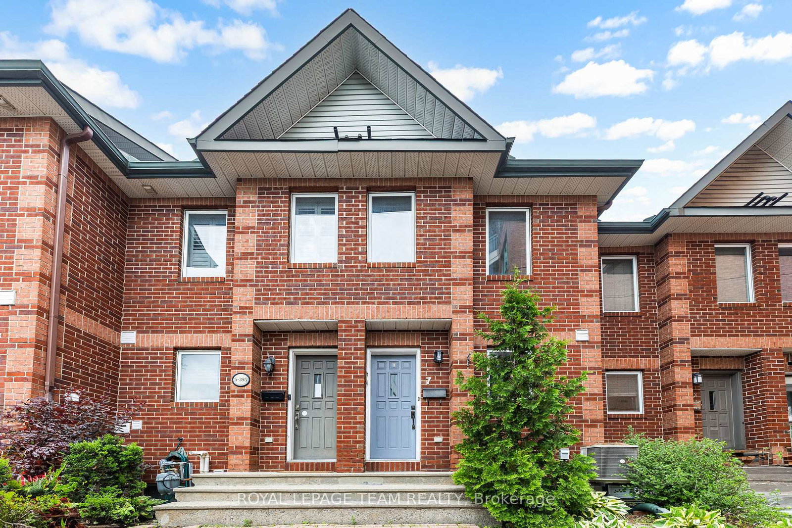 395-bell-street-s-ottawa-ontario-x13779816