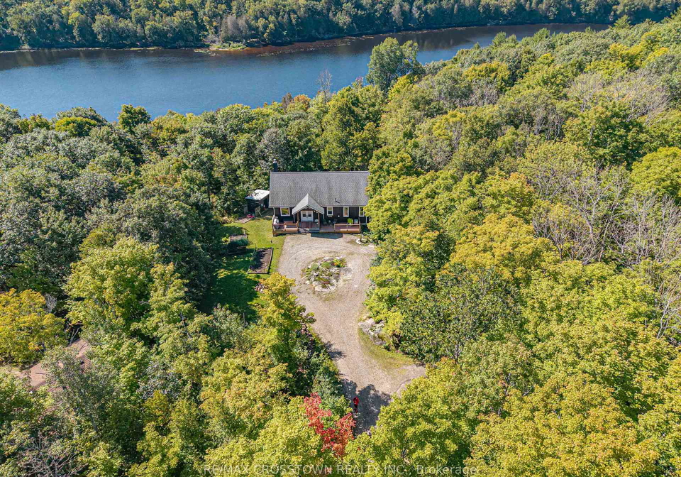 482-east-poverty-bay-road-magnetawan-ontario-x13780296