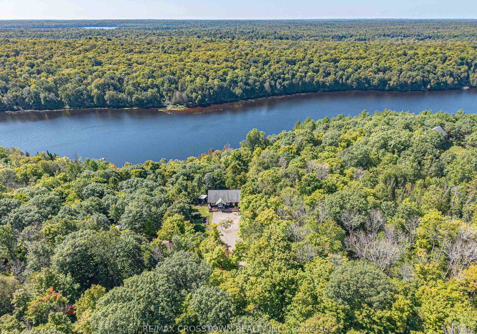 482-east-poverty-bay-road-magnetawan-ontario-x13780296