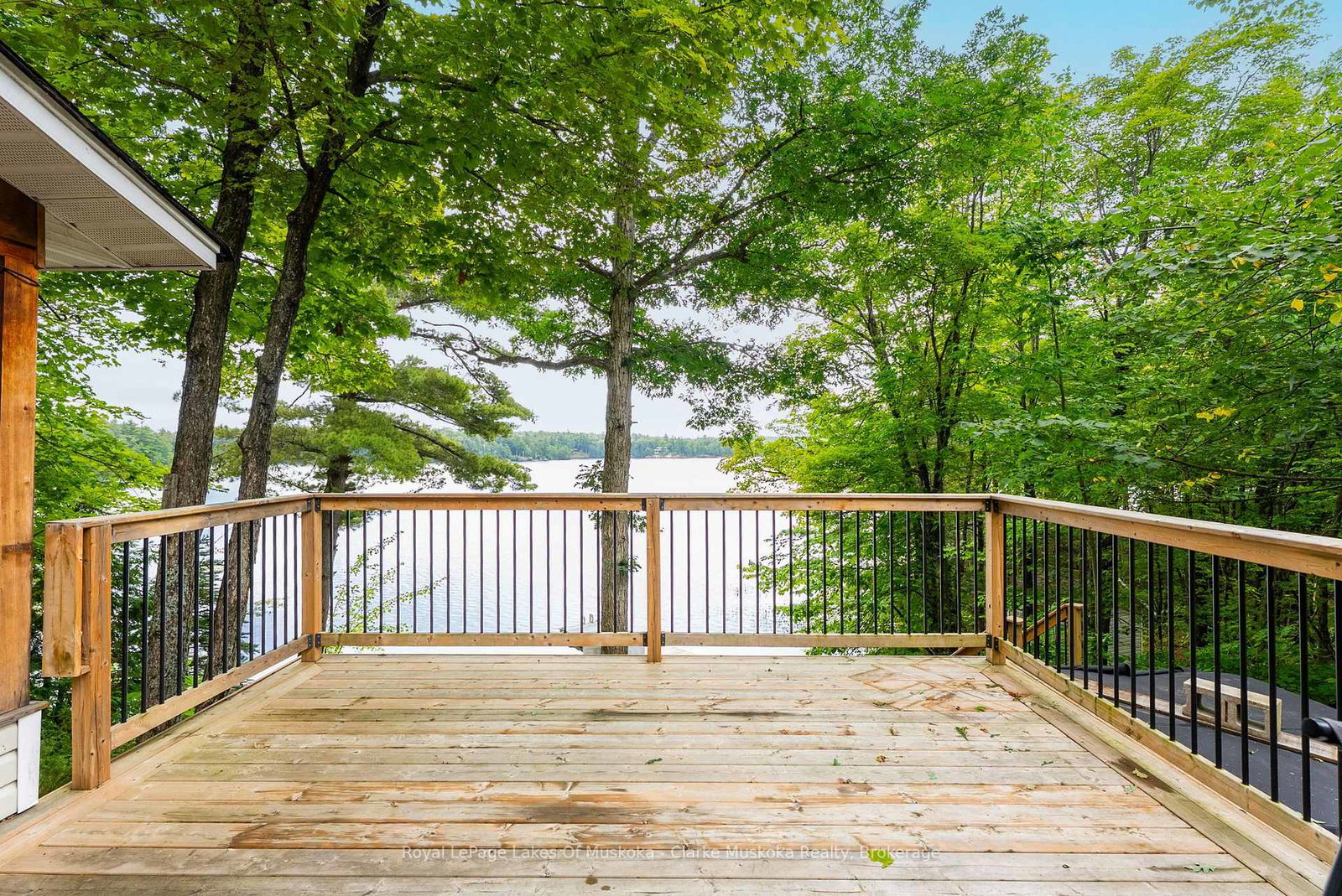 27-joyce-lane-the-archipelago-ontario-x13780442
