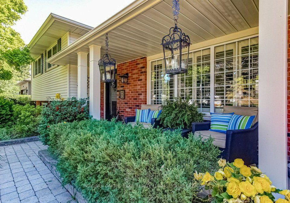 14-confederation-drive-niagara-on-the-lake-ontario-x13780694