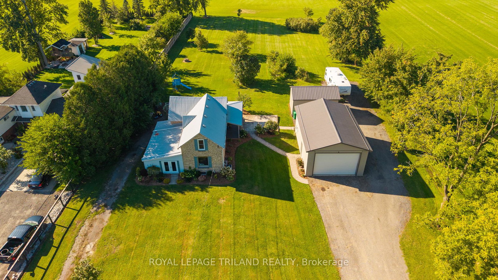 6374-falconbridge-drive-southwest-middlesex-ontario-x13780866