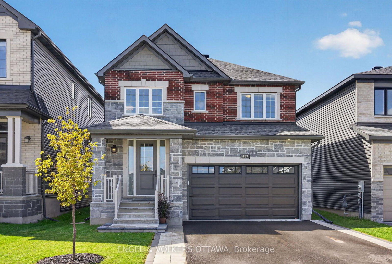 537-anchor-circle-ottawa-ontario-x13780952