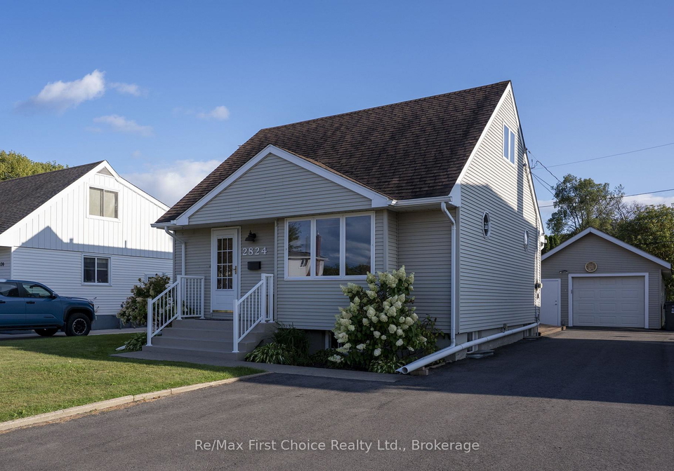 2824-moodie-street-e-thunder-bay-ontario-x13781080