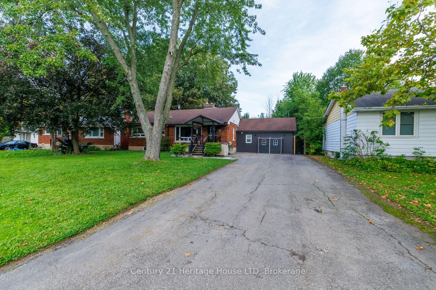 6-greenock-circle-st-catharines-ontario-x13781102