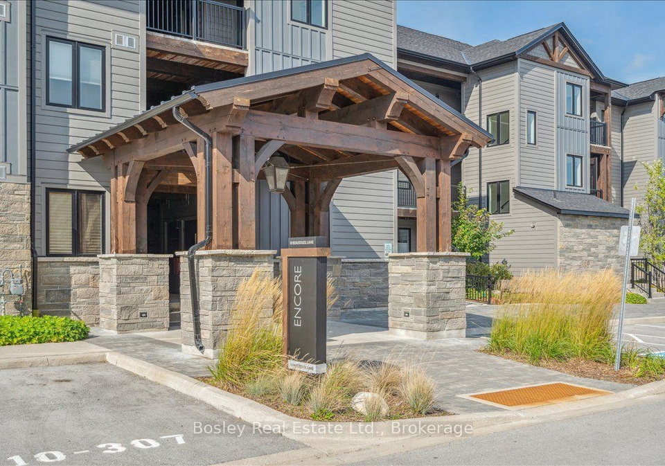 10-beausoleil-lane-blue-mountains-ontario-x13781134