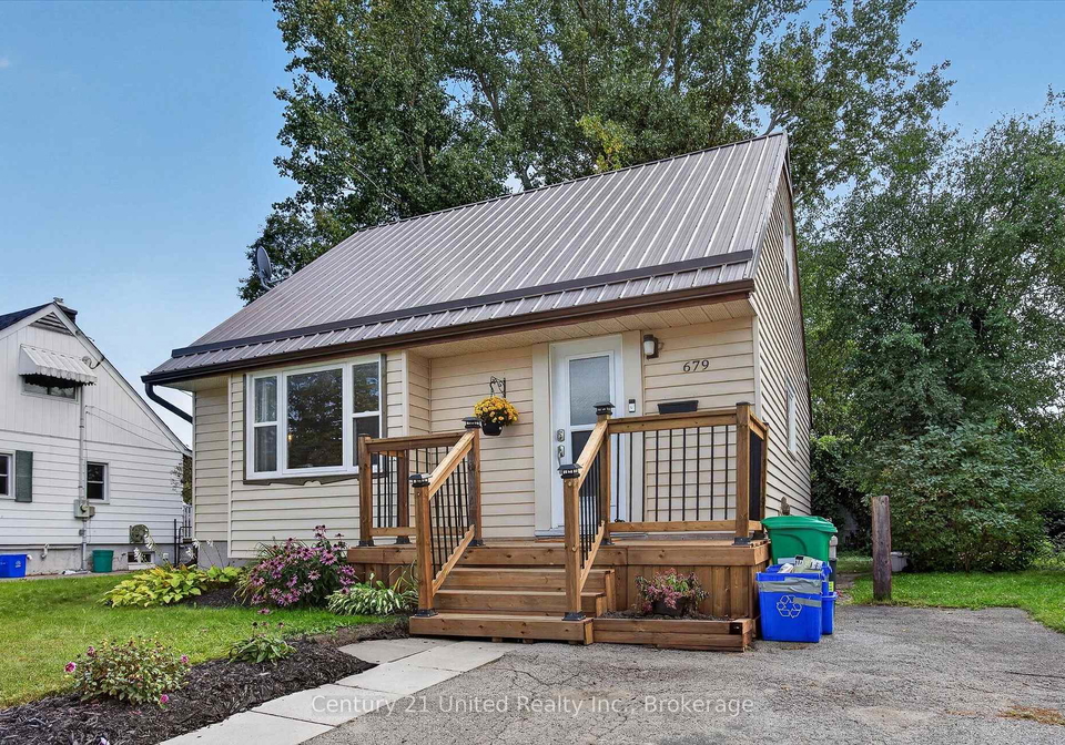 679-hawley-street-peterborough-ontario-x13781148