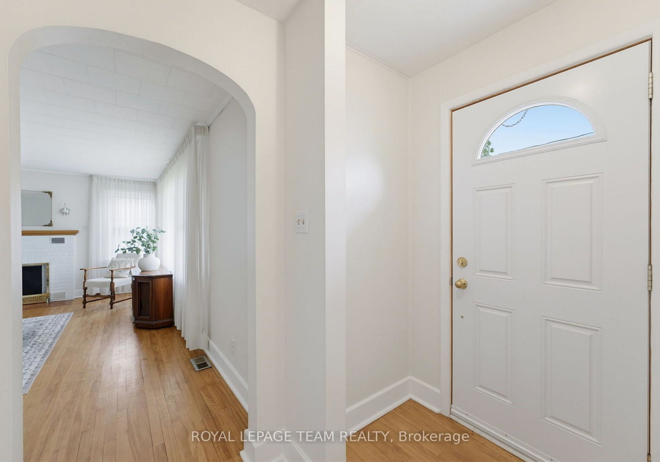 28-catherine-street-smiths-falls-ontario-x13781236