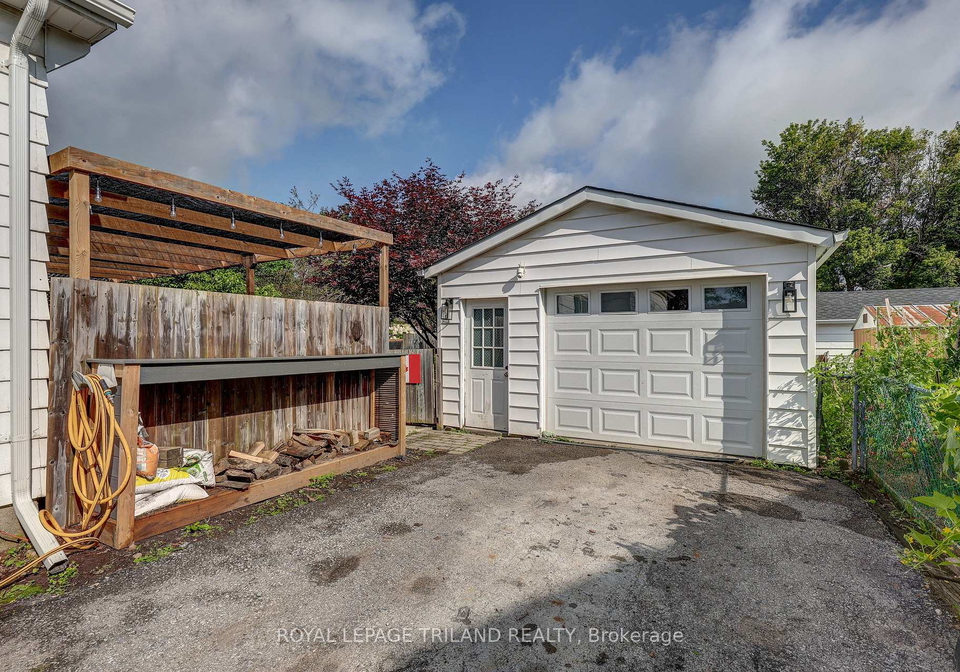54-barwick-street-st-thomas-ontario-x13781274
