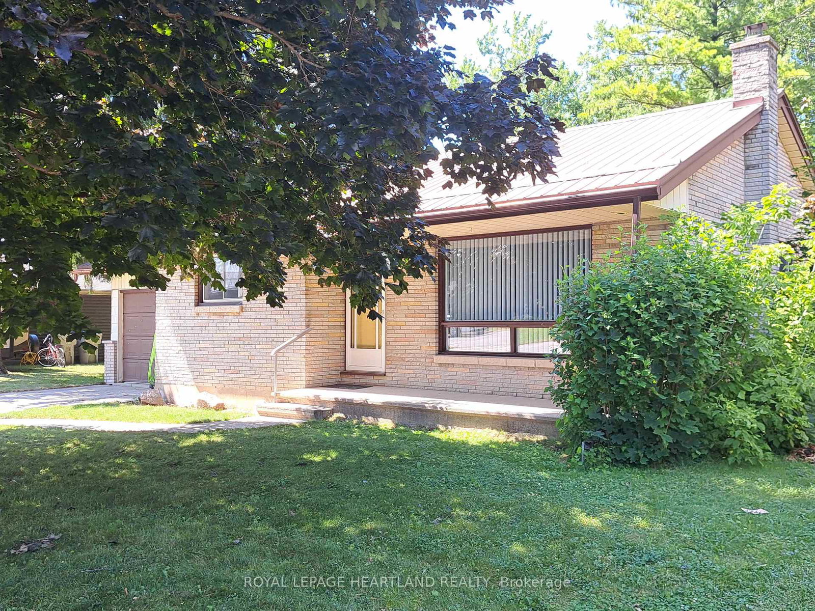 154-thomas-street-south-huron-ontario-x13781288