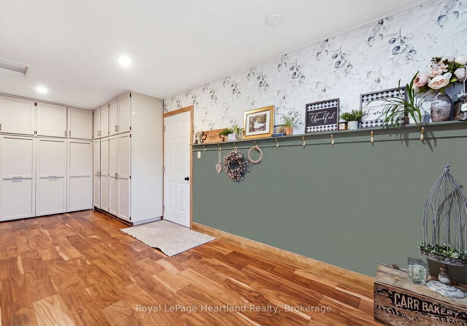 77872-london-road-huron-east-ontario-x13781364
