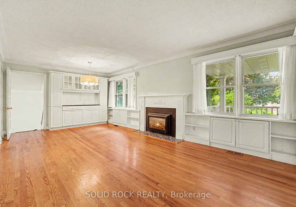 889-mountainview-avenue-ottawa-ontario-x13781444