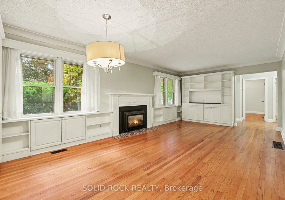 889-mountainview-avenue-ottawa-ontario-x13781444