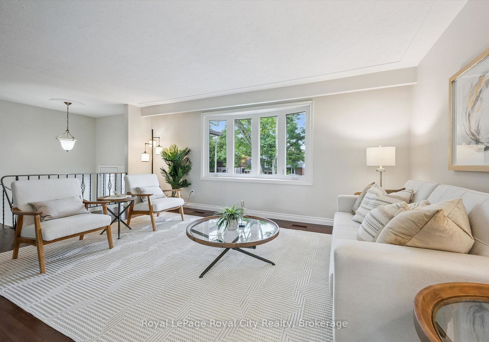40-bishop-court-guelph-ontario-x13781712