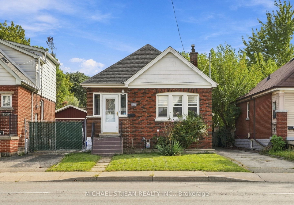 1494-main-street-e-hamilton-ontario-x13781998
