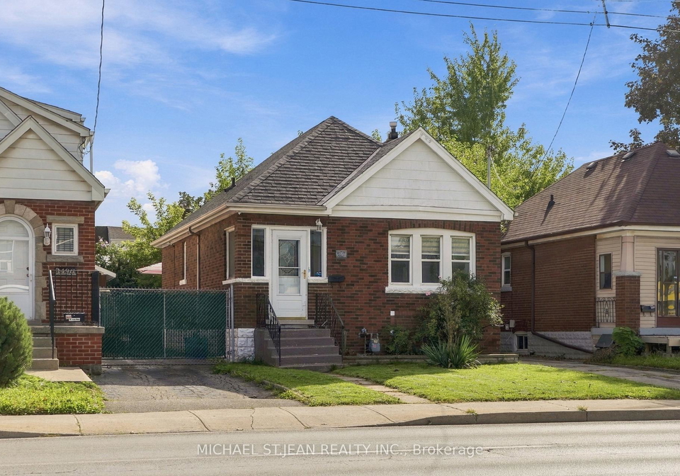 1494-main-street-e-hamilton-ontario-x13781998