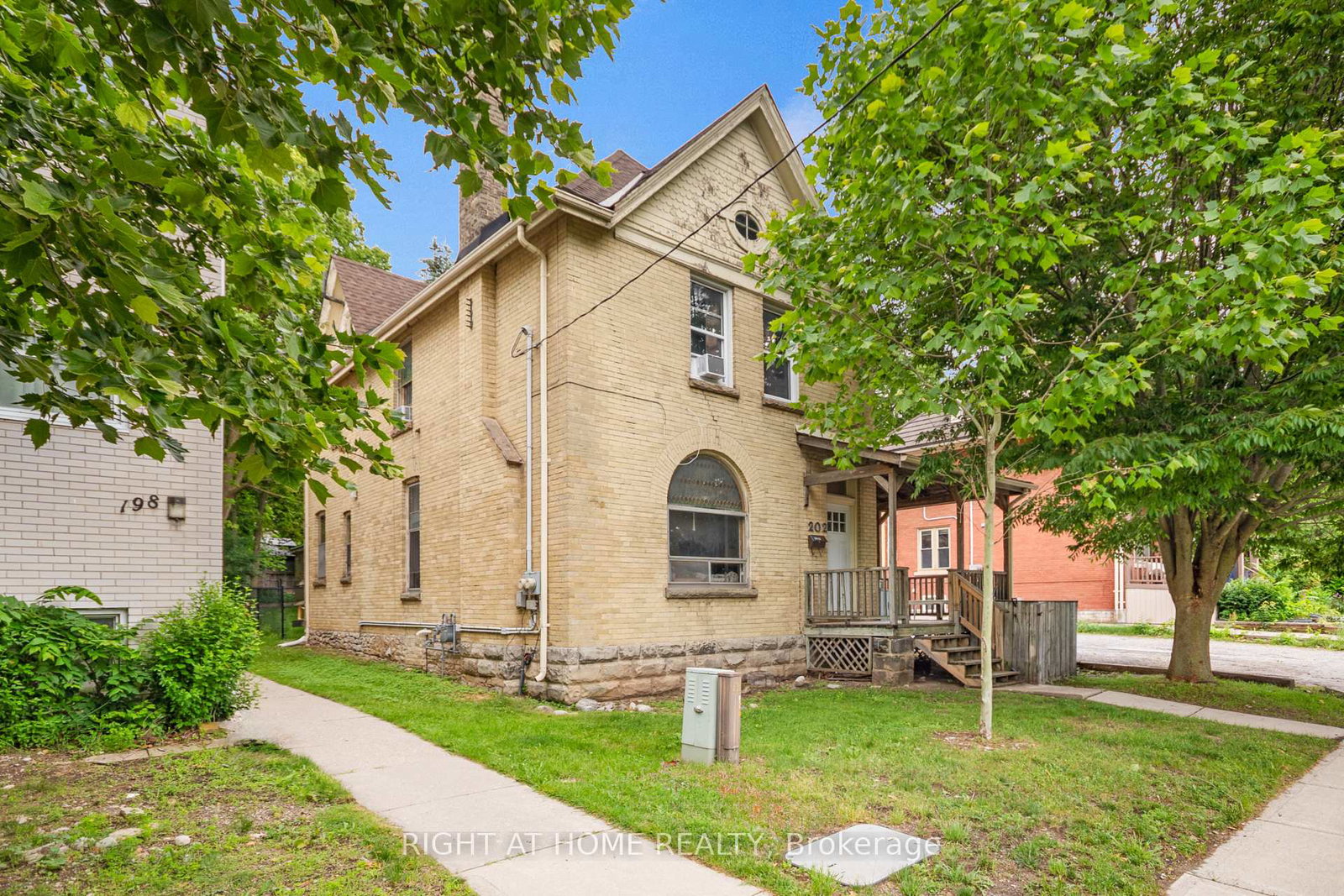 202-sydenham-street-london-east-ontario-x13782204