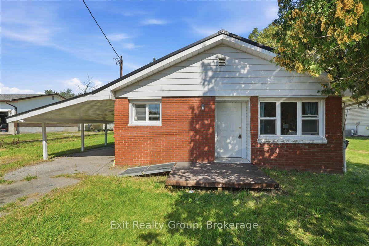 2298-hamilton-road-quinte-west-ontario-x13782534