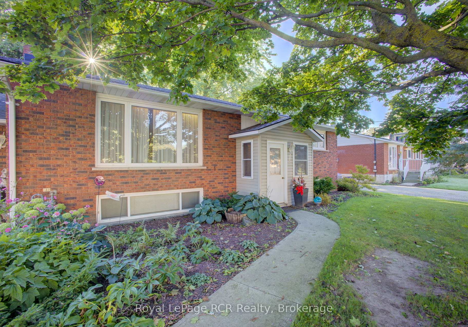 114-preston-street-s-wellington-north-ontario-x13782618