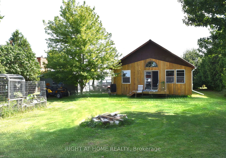 7231-baseline-road-e-chatham-kent-ontario-x13782686