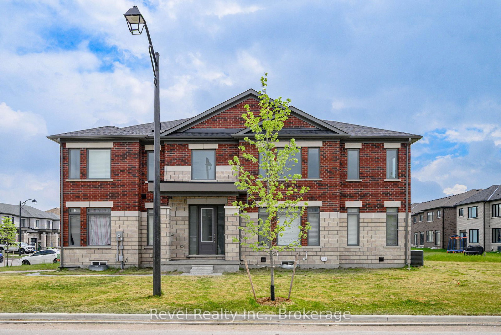 1-keenan-street-kawartha-lakes-ontario-x13782778