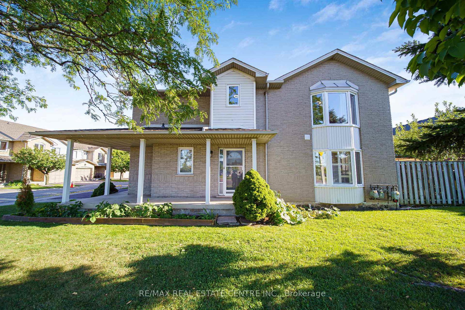 800-paramount-drive-hamilton-ontario-x13783272