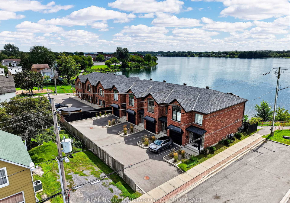 2-c-mcconnell-avenue-cornwall-ontario-x13783358