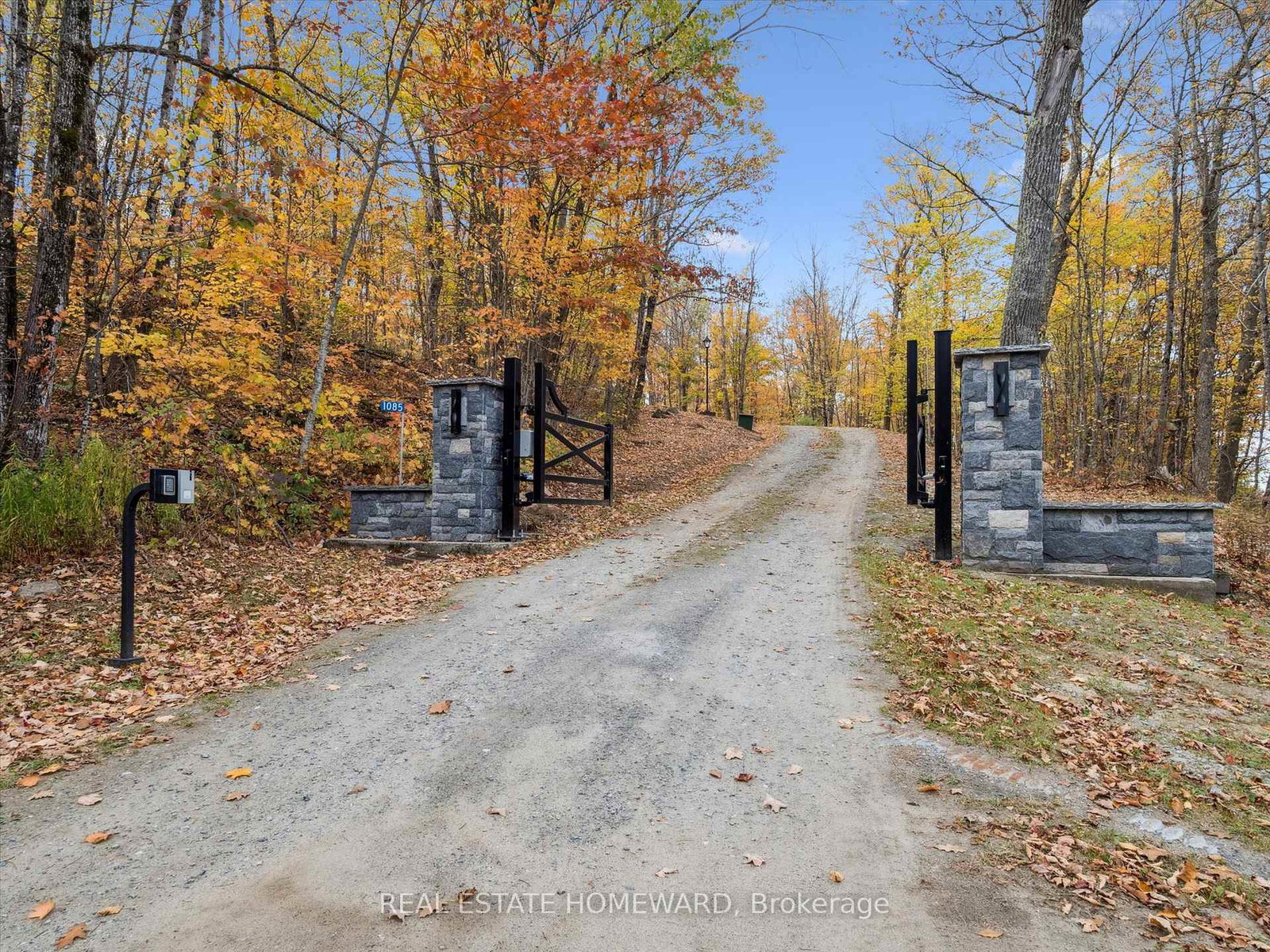 1085-austin-lane-lake-of-bays-ontario-x13783778