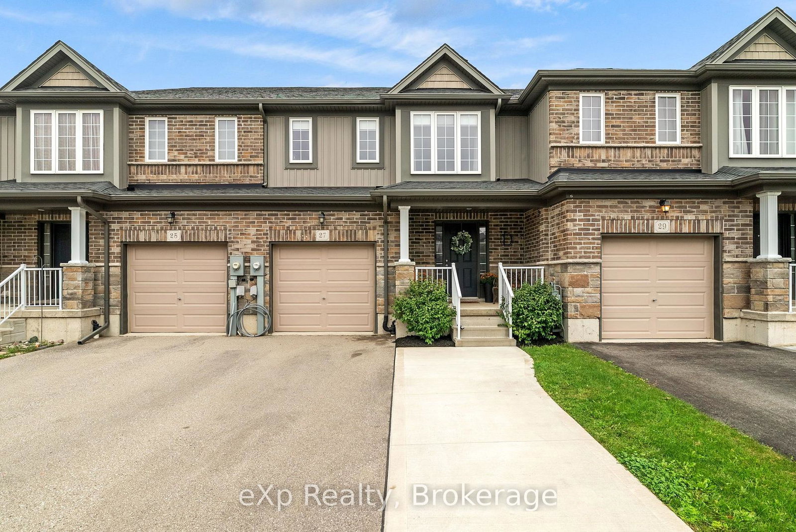 27-robertson-drive-stratford-ontario-x13783944