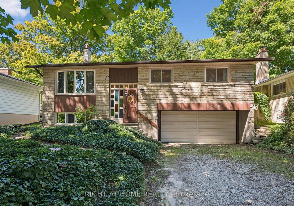 200-cedarbrae-avenue-waterloo-ontario-x13784334