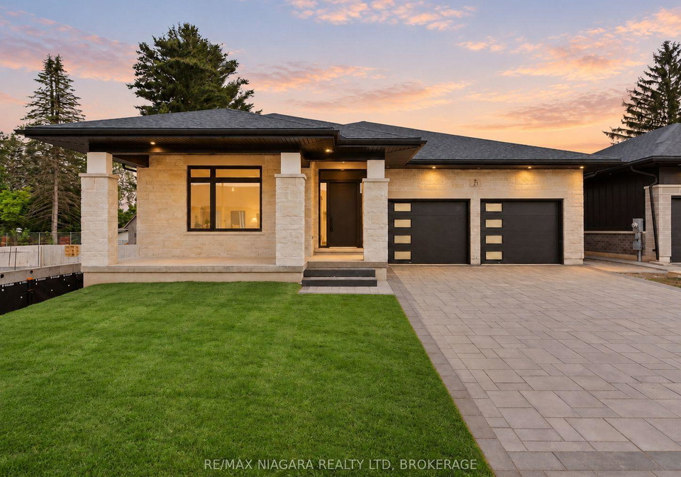 21-accursi-crescent-pelham-ontario-x13784512