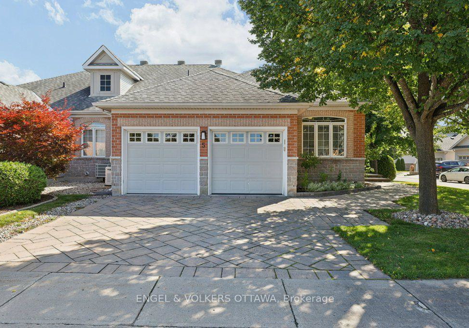 5-goldora-private-kanata-ontario-x13784668