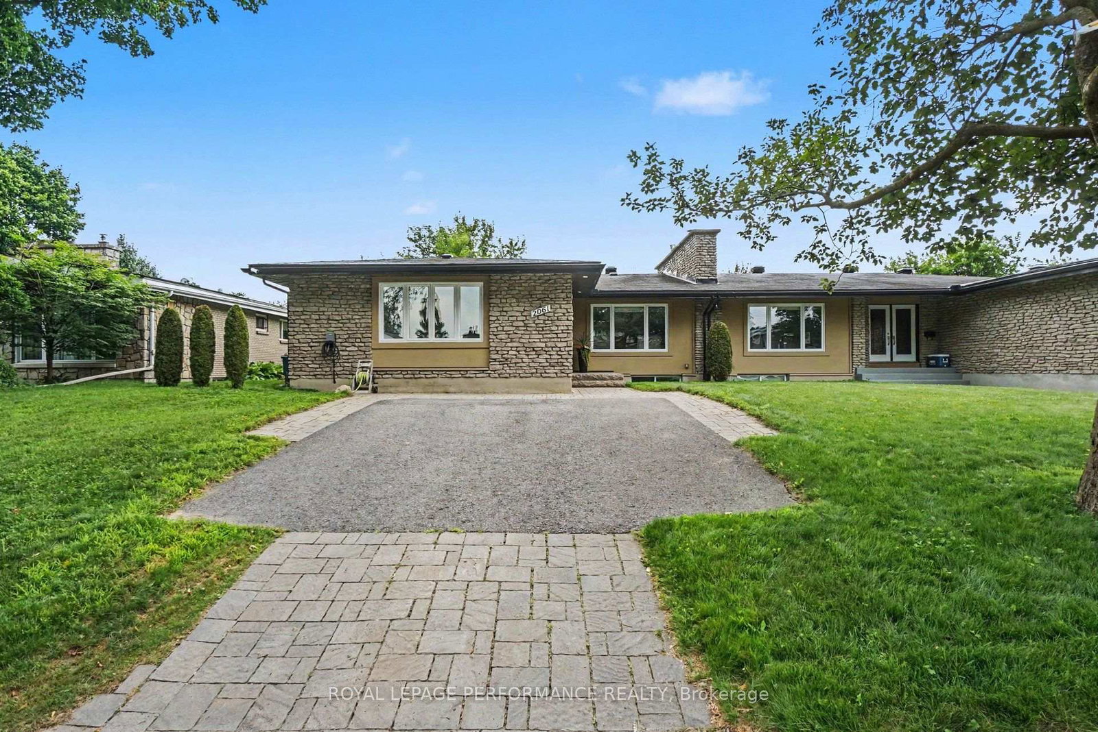 2061-cabot-street-ottawa-ontario-x13784972
