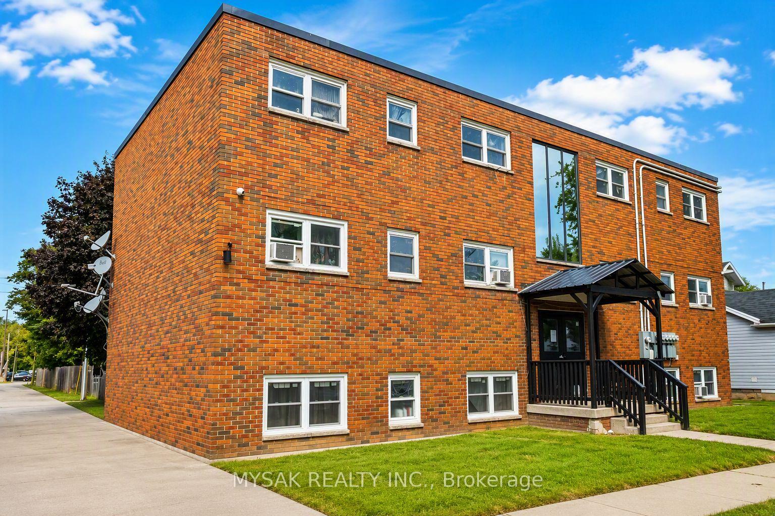 106-lorne-avenue-chatham-kent-ontario-x13785134