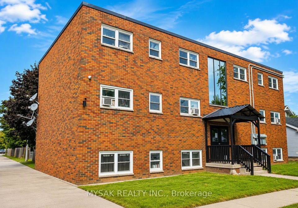 106-lorne-avenue-chatham-kent-ontario-x13785134