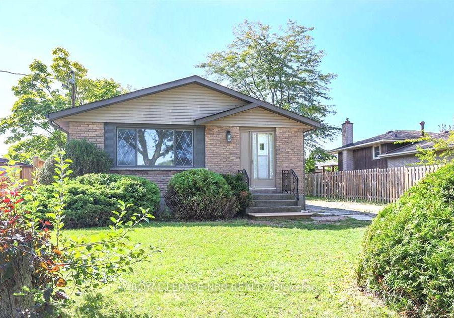 125-meredith-drive-st-catharines-ontario-x13785218