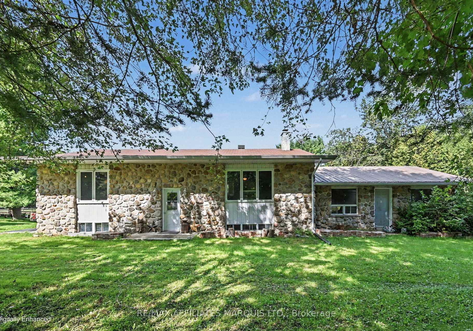 21111-conc-8-road-south-glengarry-ontario-x13785226