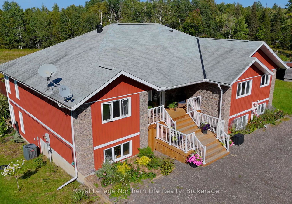 1909-hart-road-callander-ontario-x13785316