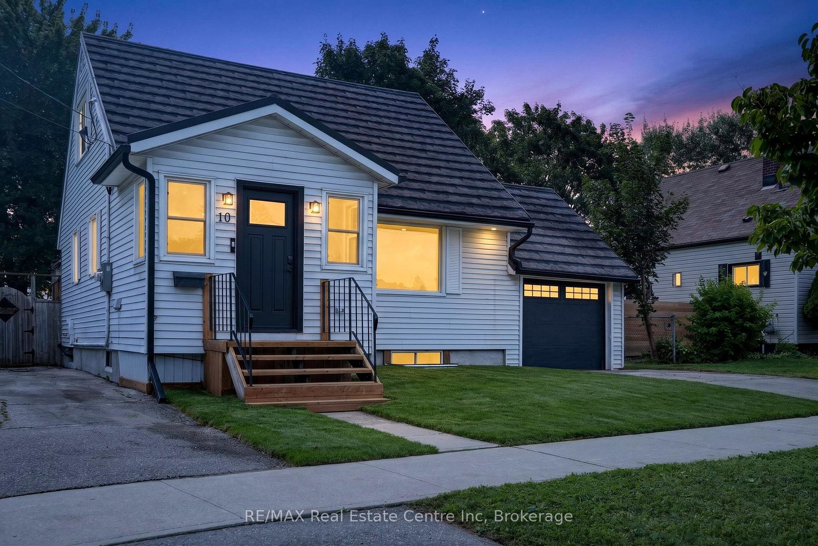 10-churchill-crescent-w-centre-wellington-ontario-x13785326