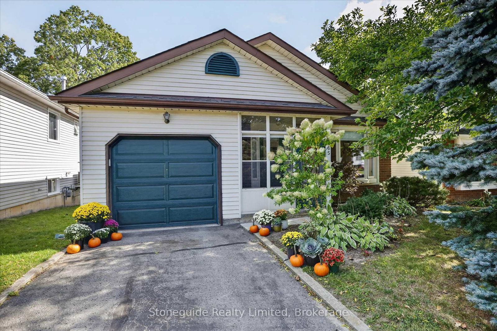 1185-huntington-circle-peterborough-ontario-x13785958