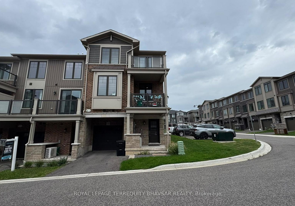 10-birmingham-drive-cambridge-ontario-x13786300