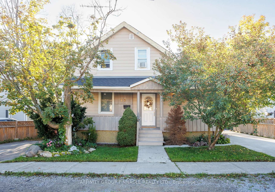 18-clifton-street-kawartha-lakes-ontario-x13786326