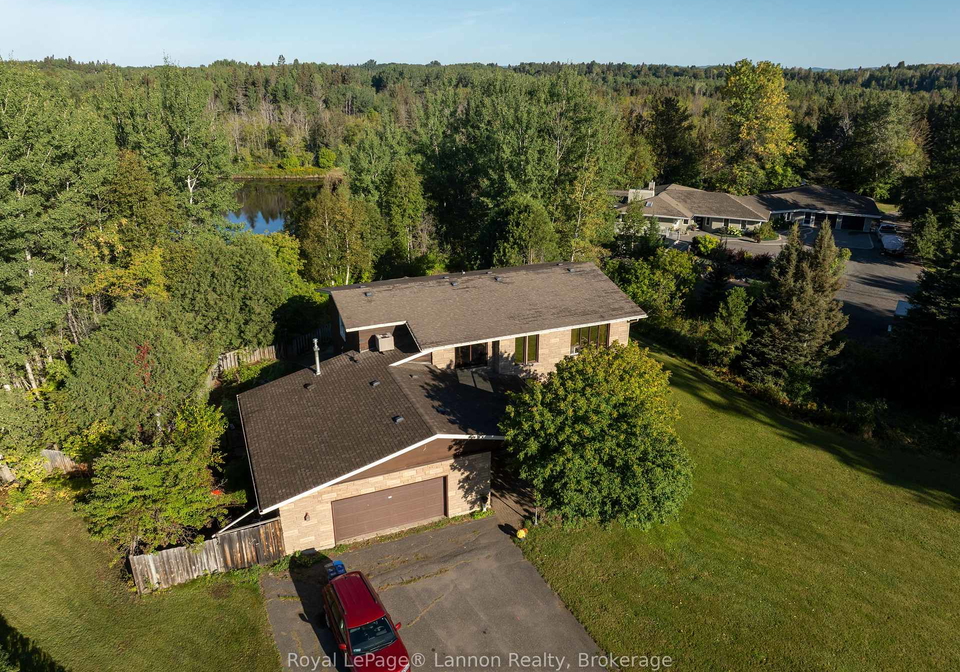 1319-victor-street-thunder-bay-ontario-x13786432