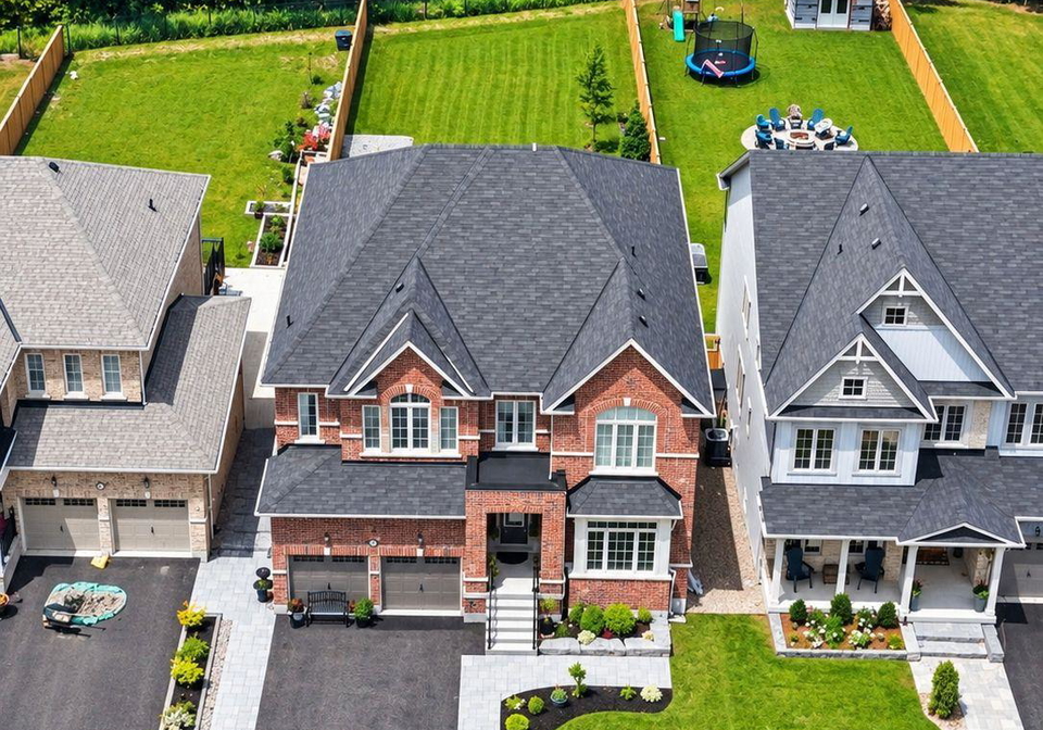 60-hennessey-crescent-kawartha-lakes-ontario-x13786486