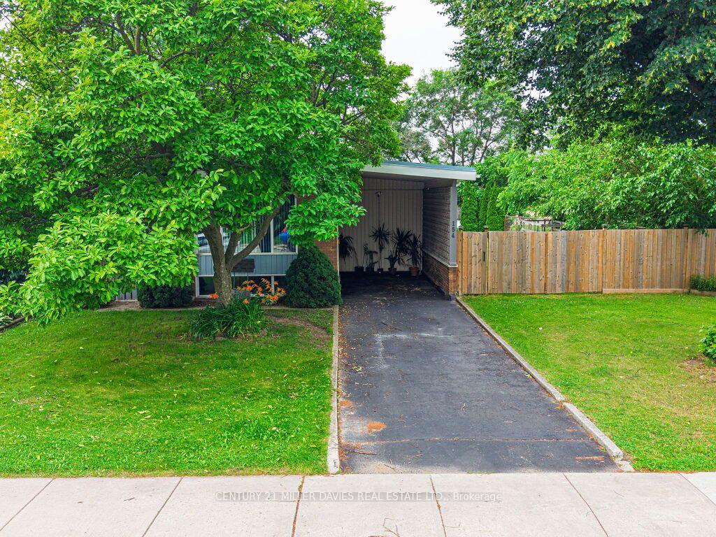 154-luscombe-street-hamilton-ontario-x13786590