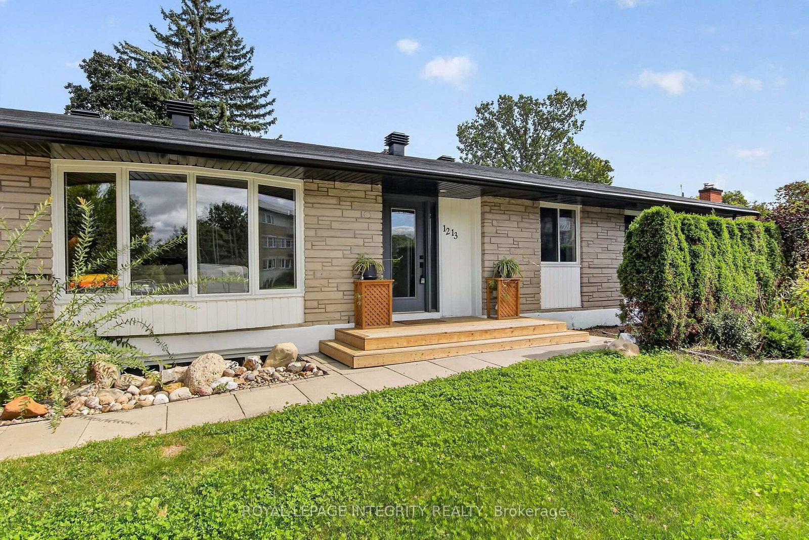 1213-mcwatters-road-ottawa-ontario-x13786604