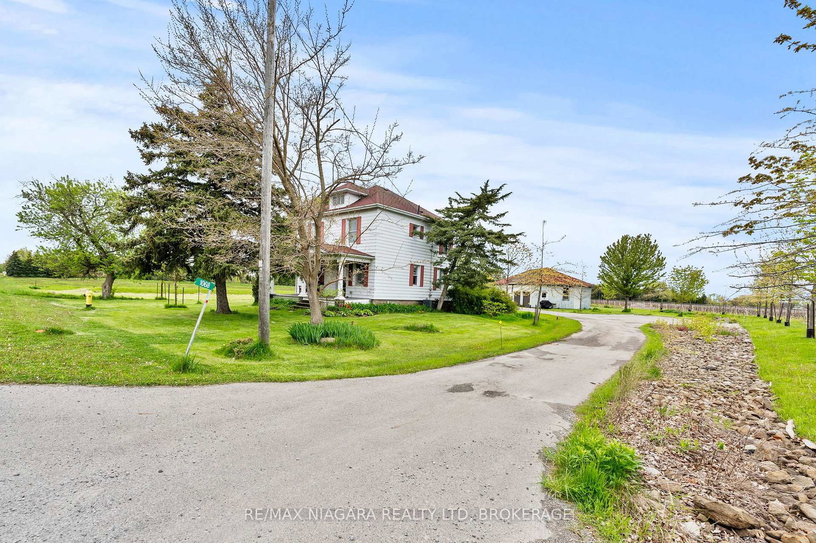 1068-niagara-stone-road-niagara-on-the-lake-ontario-x13786646